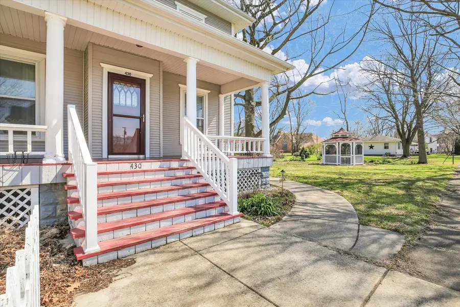 430 N Indiana Avenue, De Land, IL 61839 - #3