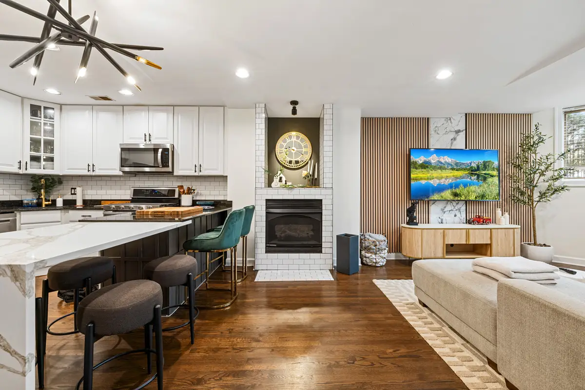 2625 N Ashland Avenue #1B, Chicago, IL 60614 - #1