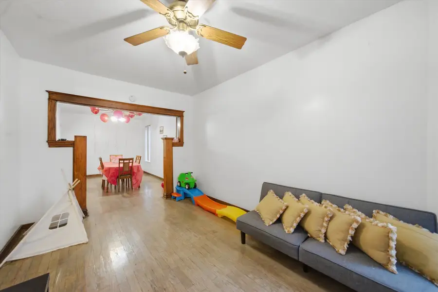 5969 W Augusta Boulevard, Chicago, IL 60651 - #3