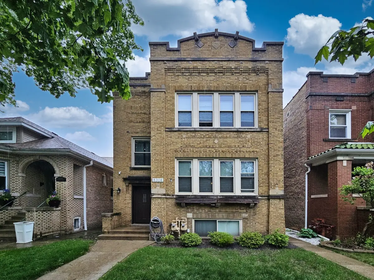 6306 W Holbrook Street, Chicago, IL 60646 - #1