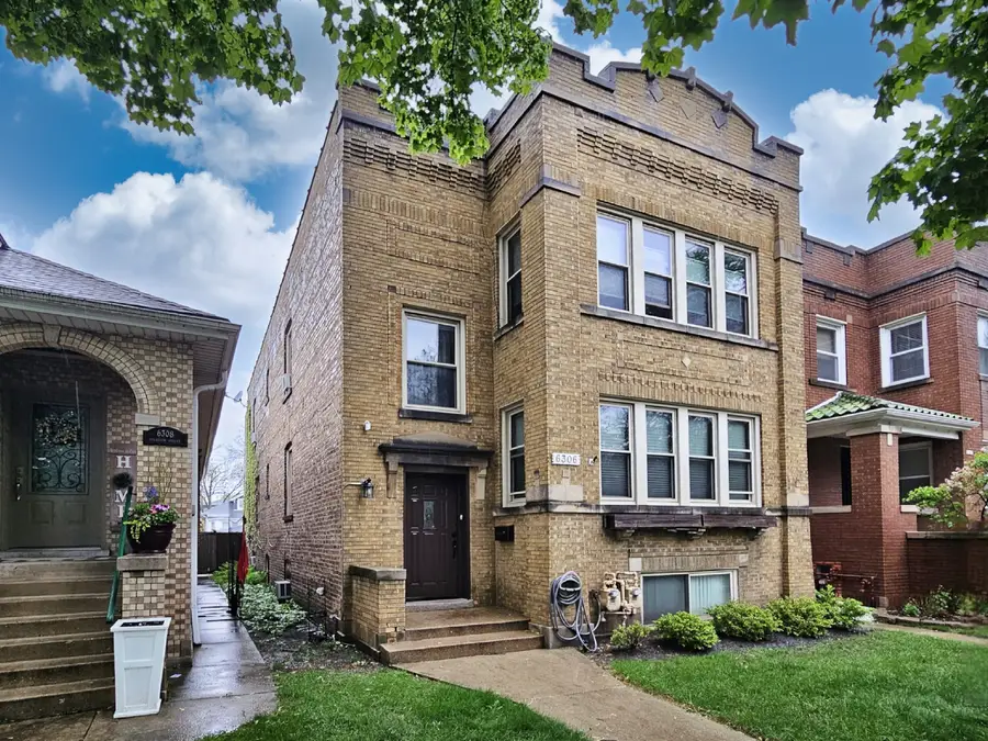 6306 W Holbrook Street, Chicago, IL 60646 - #2
