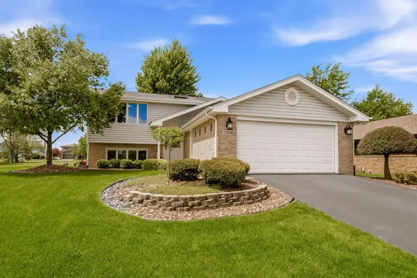 13764 W Deervalley Drive, Homer Glen, IL 60491