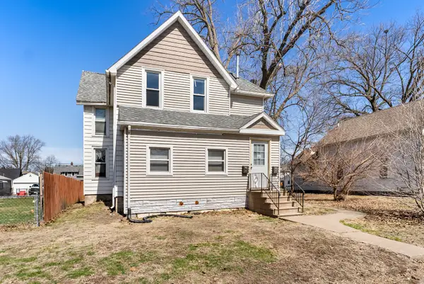 1128 W 14th Street, Davenport, IA 52804