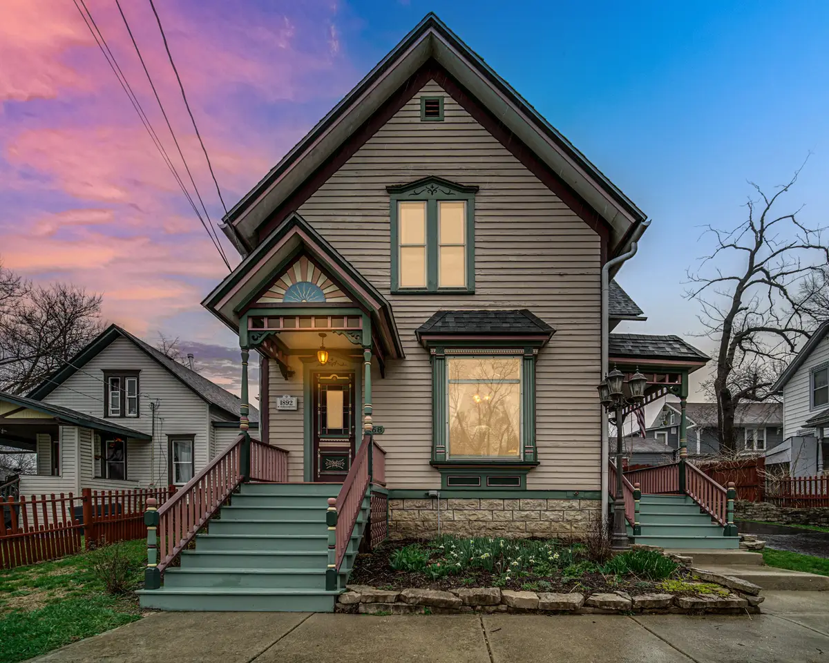 268 Seneca Street, Elgin, IL 60120 - #1