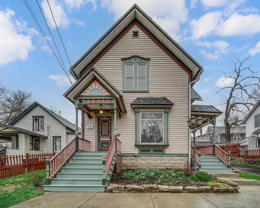 268 Seneca Street, Elgin, IL 60120 - #2