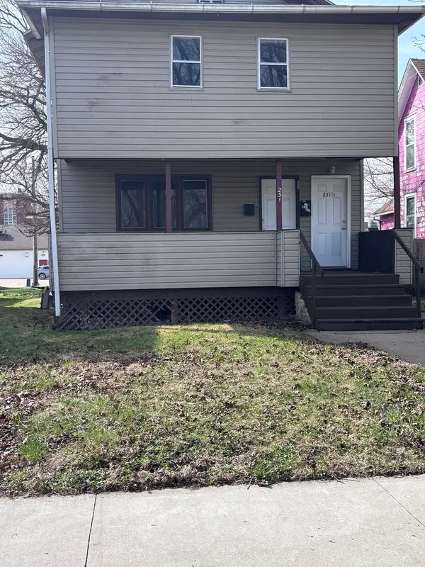 231 3rd Avenue, Clinton, IA 52732