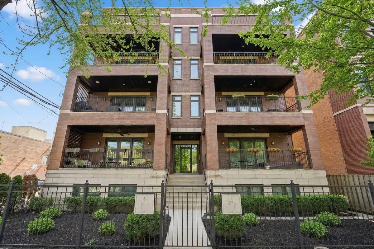 843 W Fletcher Street #3W, Chicago, IL 60657 - #1