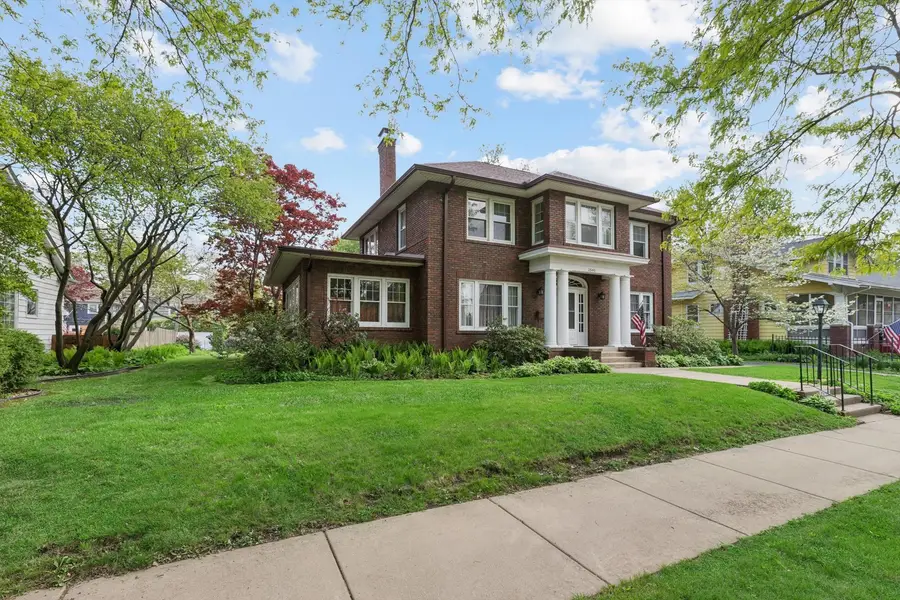 2540 19th Avenue, Rock Island, IL 61201 - #2