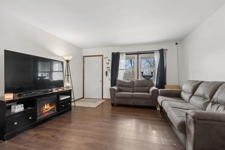 18 Mckinley Street, Lake In The Hills, IL 60156 - #3