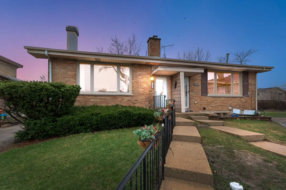 9308 Home Court, Des Plaines, IL 60016 - #1