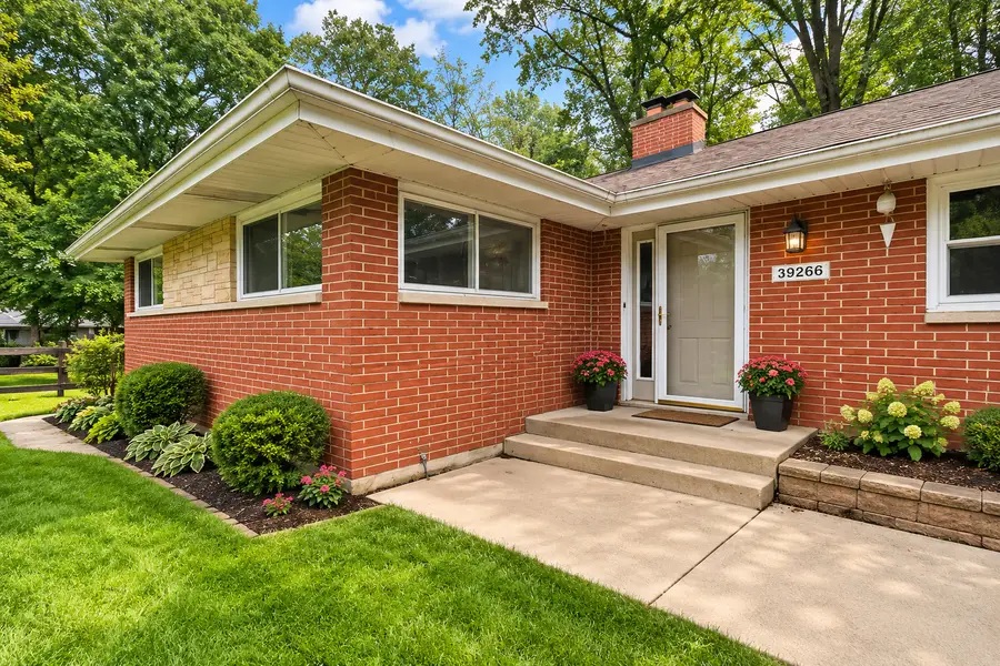 39266 N North Avenue, Beach Park, IL 60099 - #3