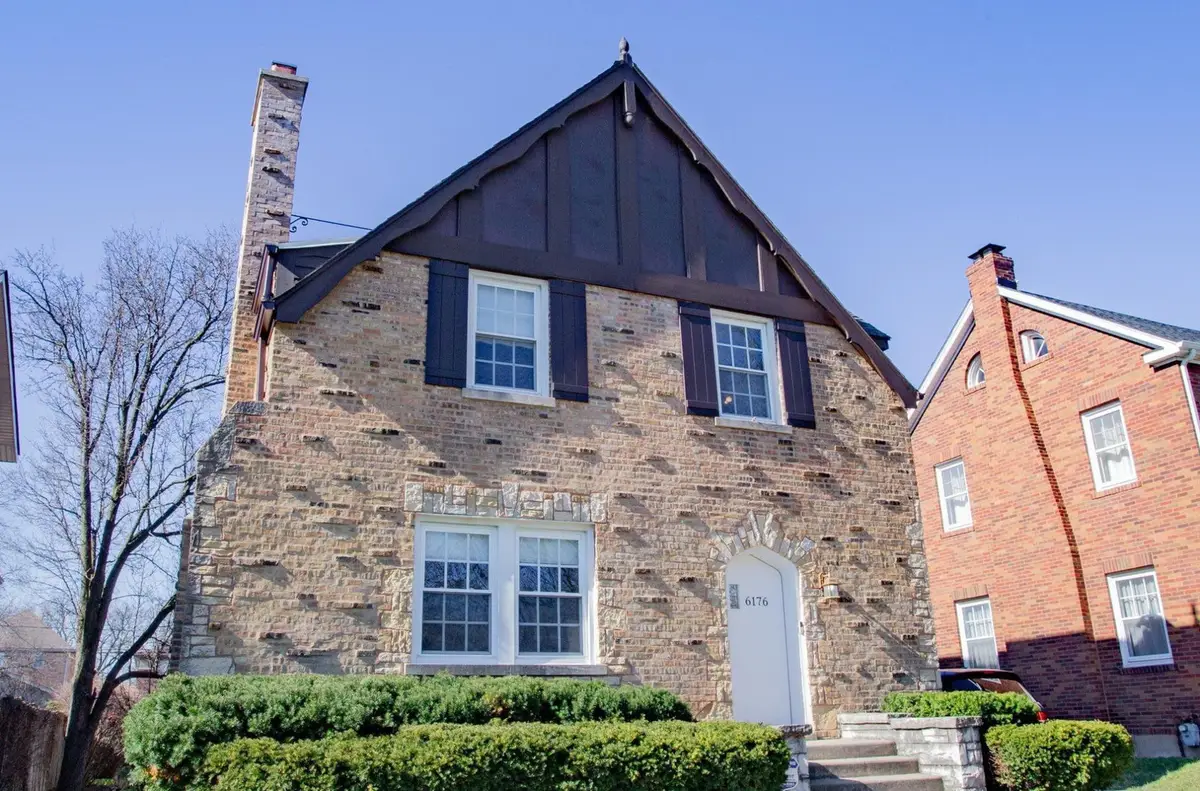 6176 N Nassau Avenue, Chicago, IL 60631 - #1