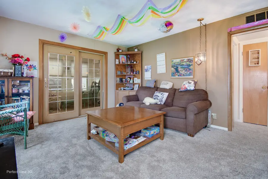 1719 Kelly Avenue, Crest Hill, IL 60403 - #2