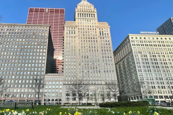 310 S Michigan Avenue #1001, Chicago, IL 60604