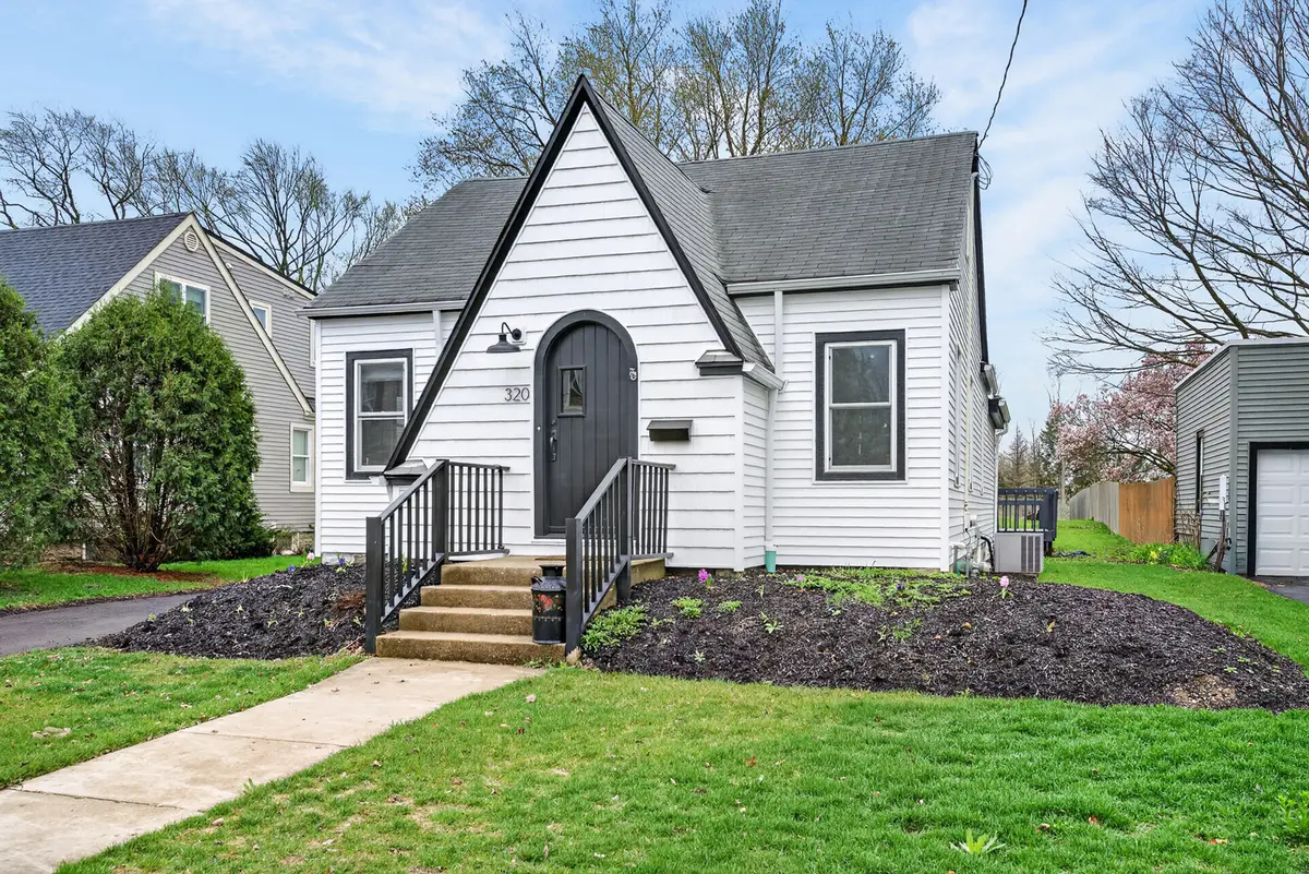 320 Chalmers Street, Geneva, IL 60134 - #1