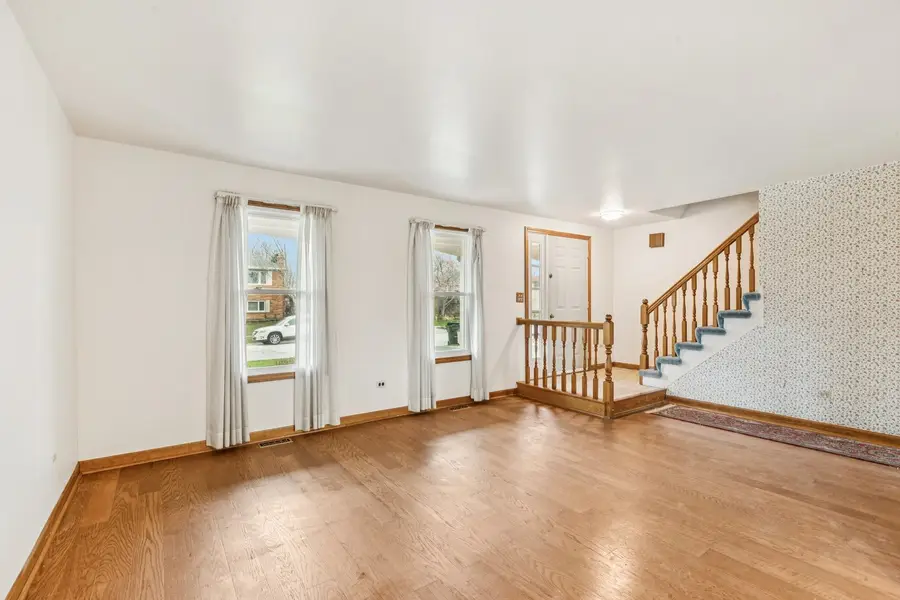 18604 Carpenter Street, Homewood, IL 60430 - #3