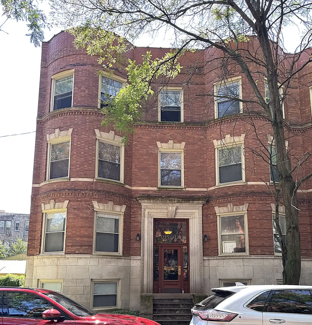 1223 E 52nd Street #1, Chicago, IL 60615 - #1