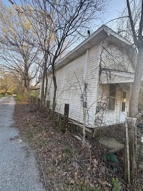 4872 Old North Road, Christopher, IL 62822 - #2