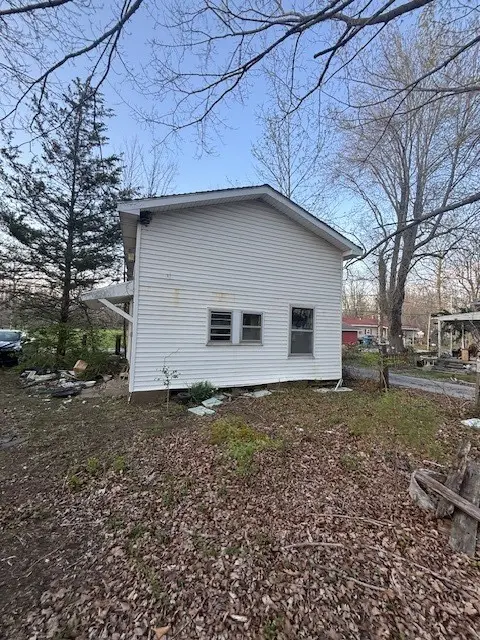 4872 Old North Road, Christopher, IL 62822 - #3