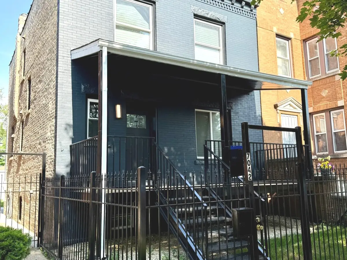 7042 S Eberhart Avenue, Chicago, IL 60637 - #1