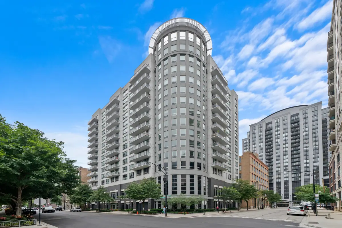 421 W Huron Street #809, Chicago, IL 60654 - #1