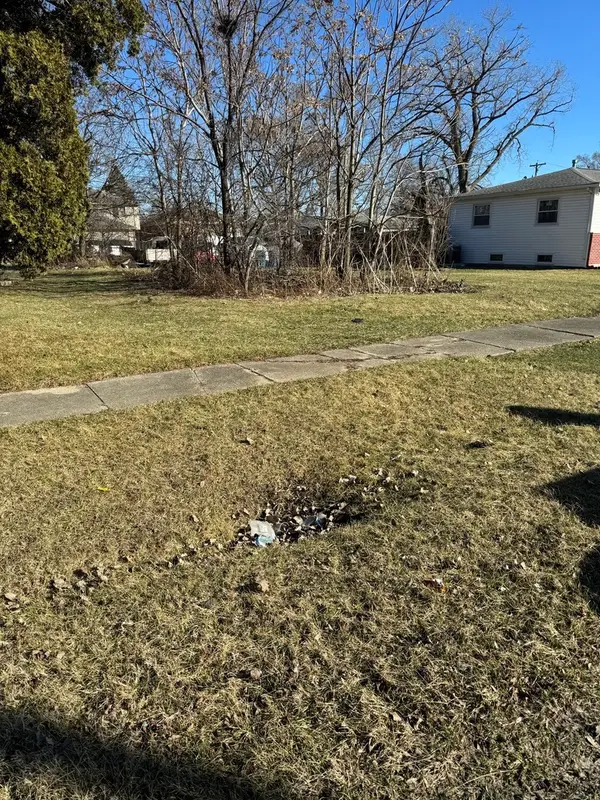 14423 Davis Avenue, Blue Island, IL 60406