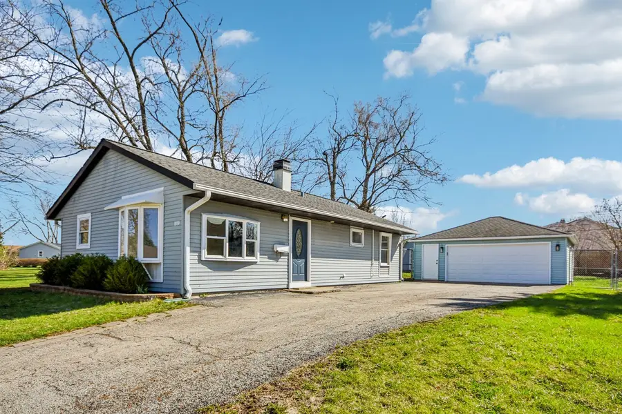 1819 Papoose Road, Carpentersville, IL 60110 - #2