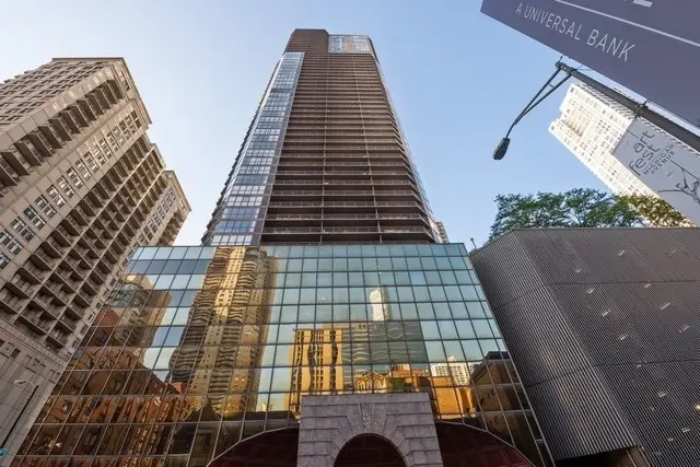 Address Withheld By Seller, Chicago, IL 60611 - #1