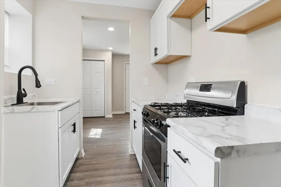 1510 Fairview Avenue, Joliet, IL 60432 - #2