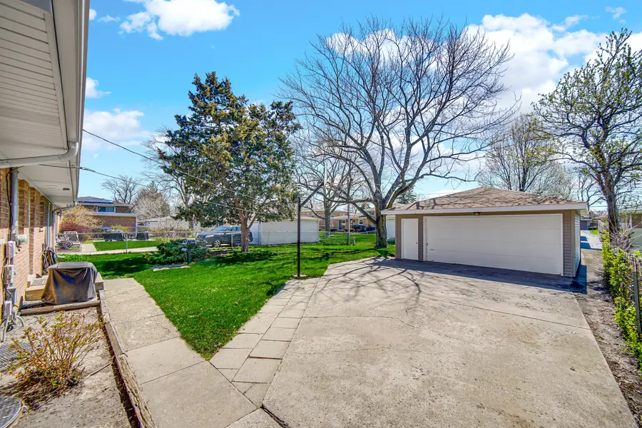 459 E 166th Street, South Holland, IL 60473 - #2