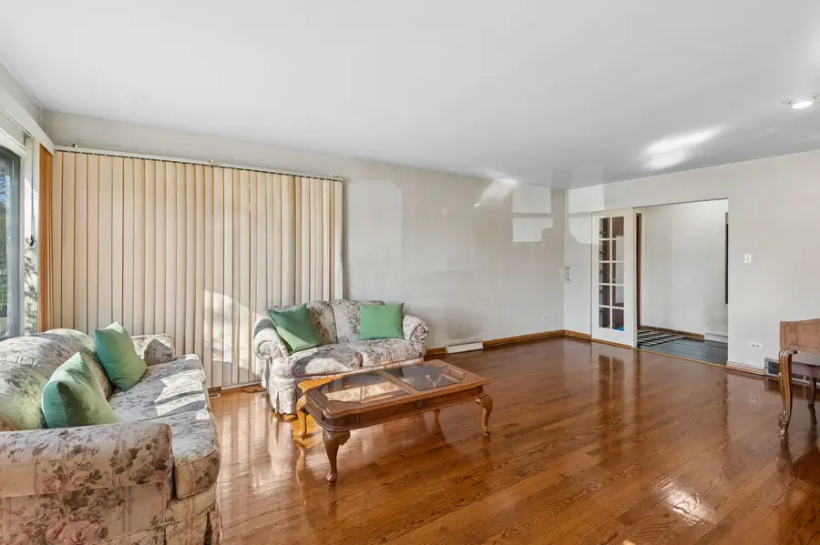 Address Withheld By Seller, Lincolnwood, IL 60712 - #3