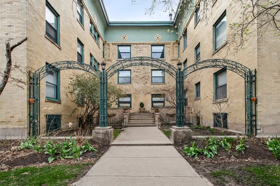 4404 N Paulina Street #2C, Chicago, IL 60640 - #2