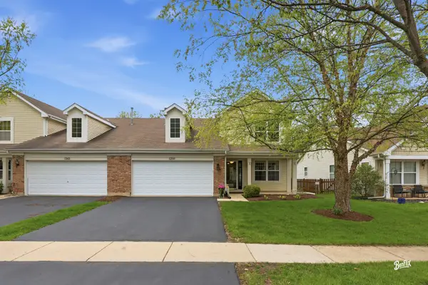 1250 Promontory Drive, Pingree Grove, IL 60140
