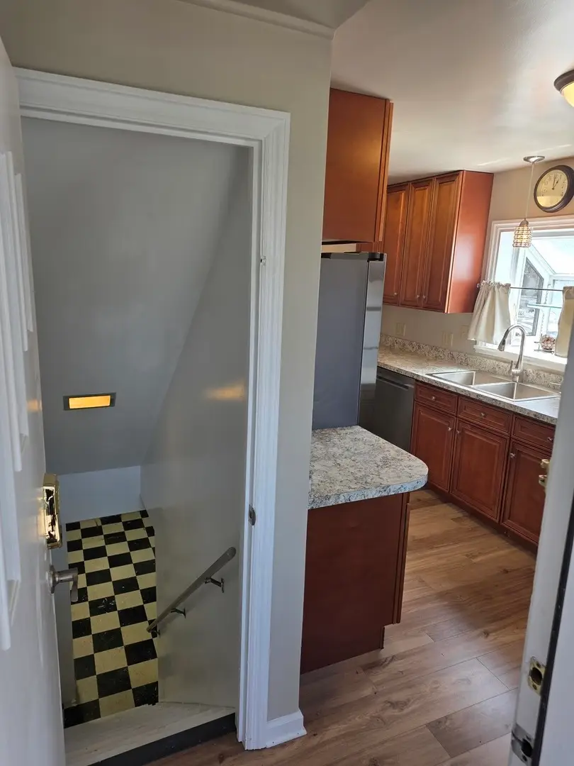 494 N Ellsworth Avenue, Villa Park, IL 60181 - #3