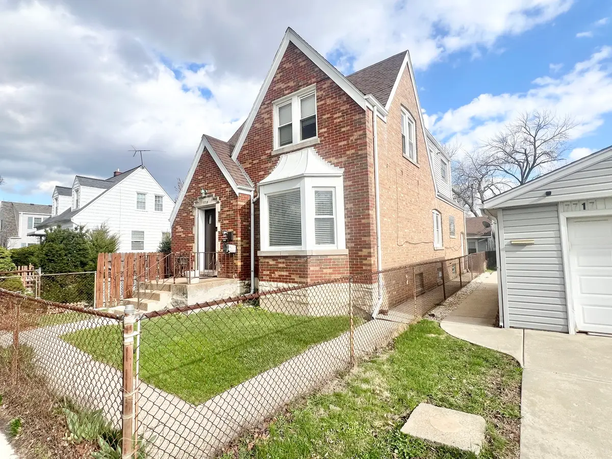 7713 W Forest Preserve Avenue, Chicago, IL 60634 - #1
