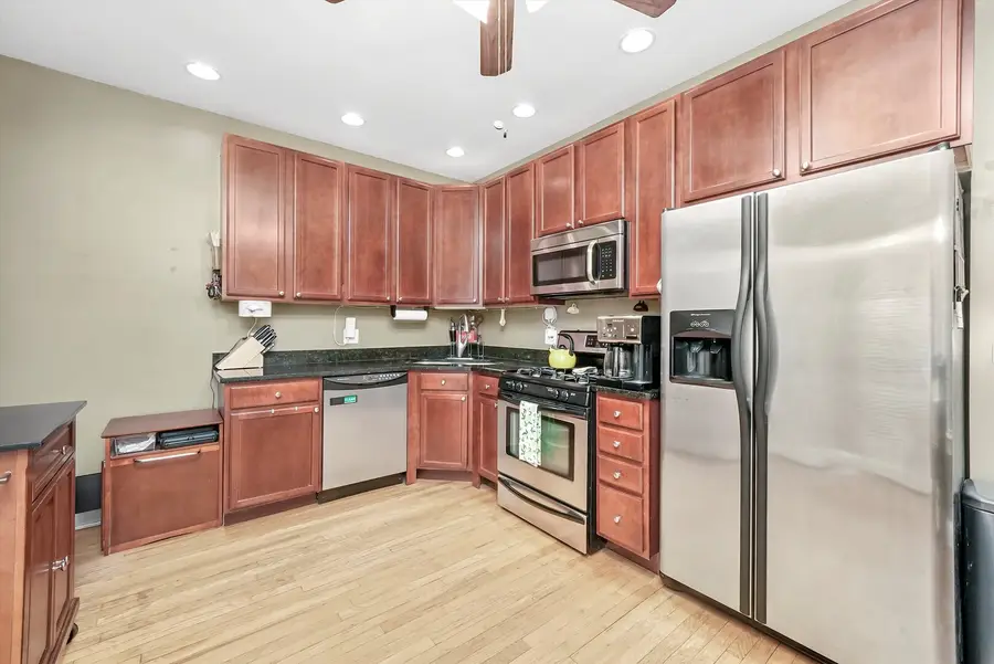 7404 N Oakley Avenue #1, Chicago, IL 60645 - #3