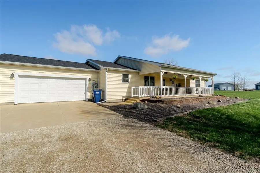 1388 E 2950 North Road, Mansfield, IL 61854 - #3