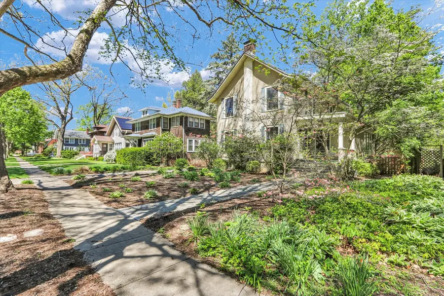 702 W Indiana Avenue, Urbana, IL 61801 - #3