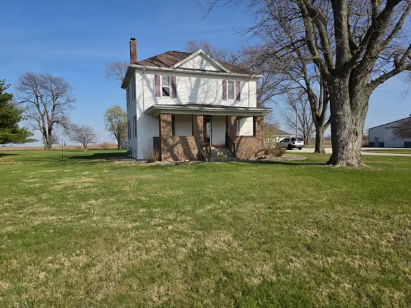 1468 E 22nd Road, Streator, IL 61364