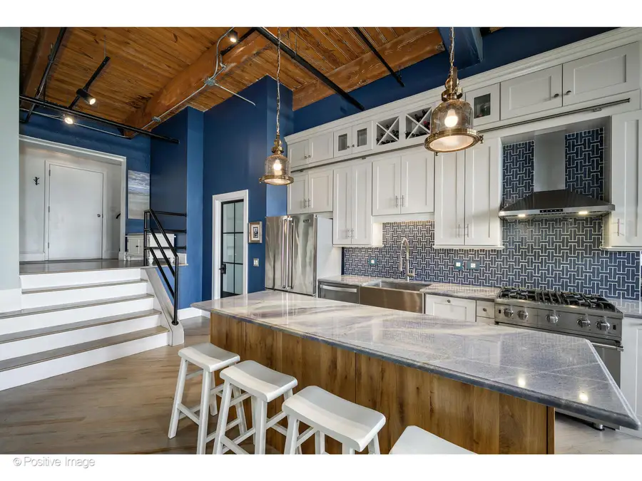 1601 S Indiana Avenue #503, Chicago, IL 60616 - #3