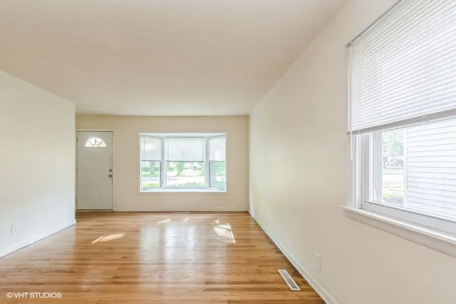 17948 Wentworth Avenue, Lansing, IL 60438 - #2