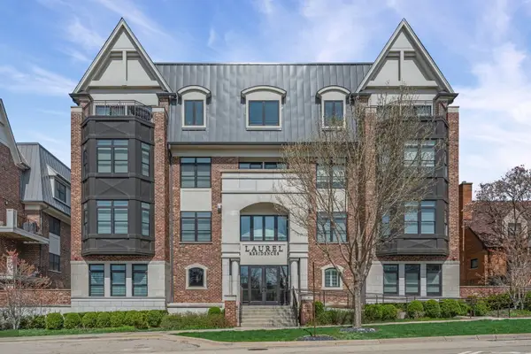 815 Laurel Avenue #403, Highland Park, IL 60035
