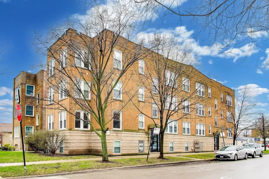 4743 W Roscoe Street #1, Chicago, IL 60641 - #2