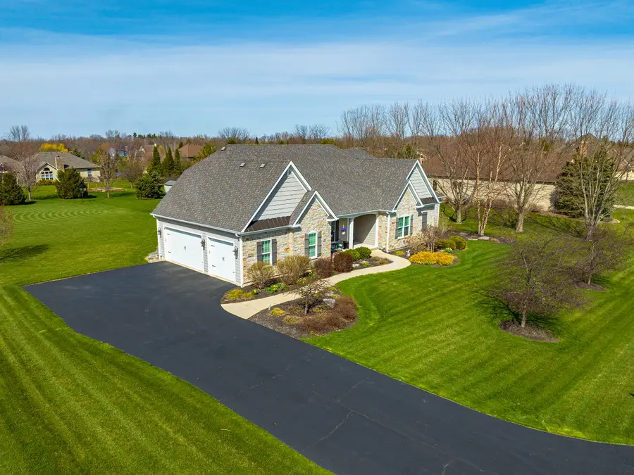 40W699 Maplehurst Lane, Hampshire, IL 60140 - #2