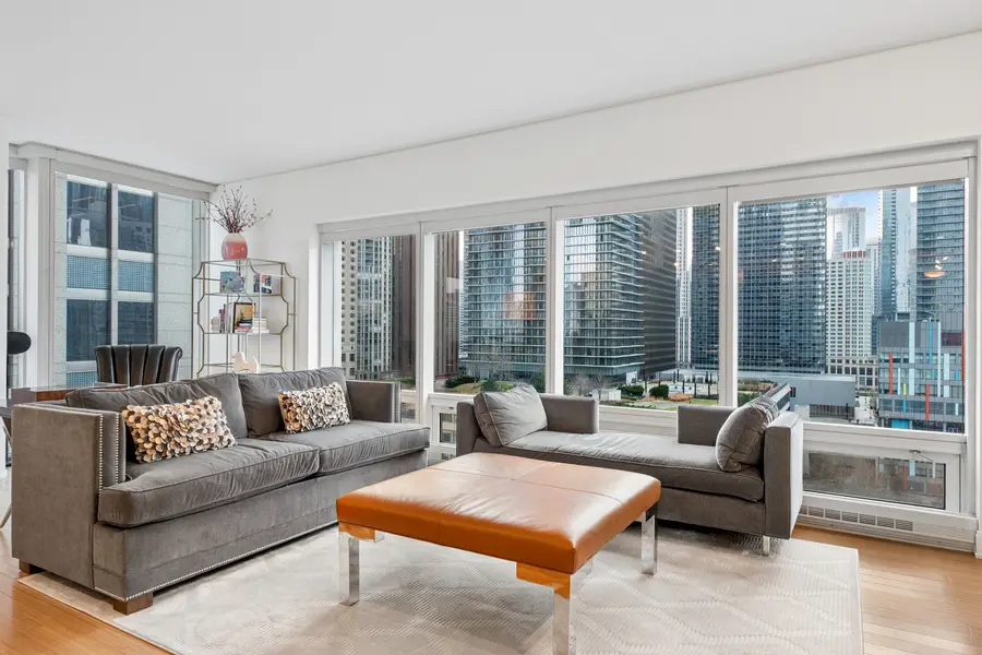 340 E Randolph Street #906, Chicago, IL 60601 - #3