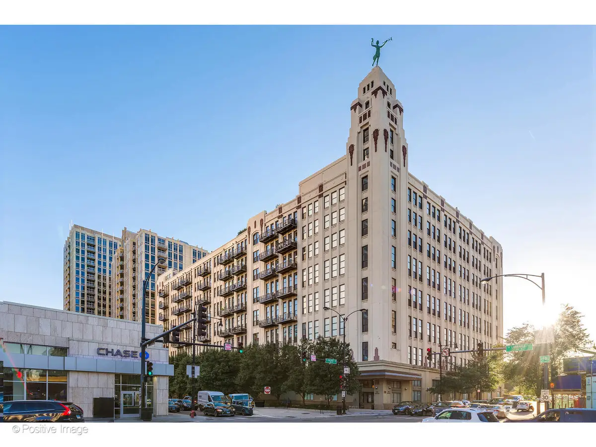 758 N Larrabee Street #514, Chicago, IL 60654 - #1