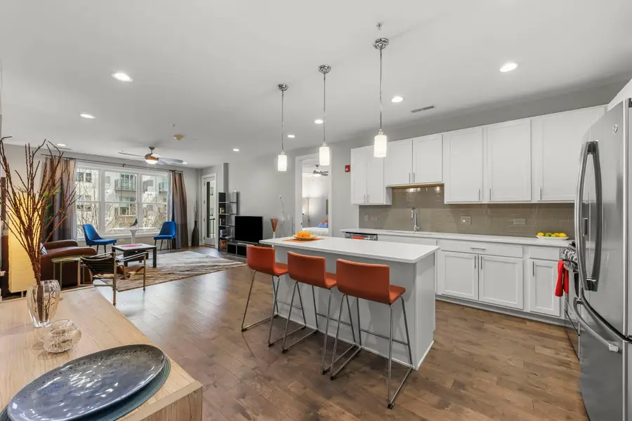 940 Maple Avenue #207, Downers Grove, IL 60515 - #2