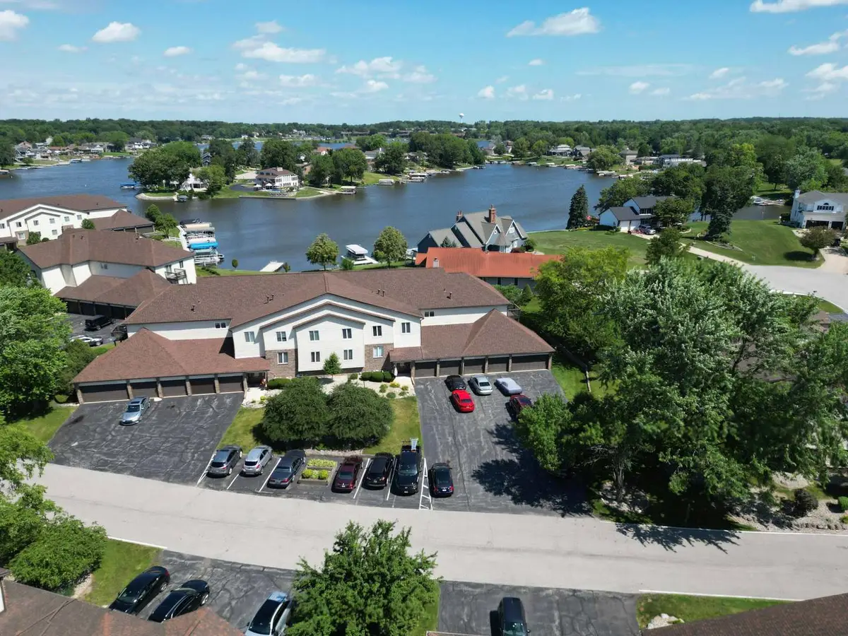 5065 Spinnaker Lane #E, Crown Point, IN 46307 - #1