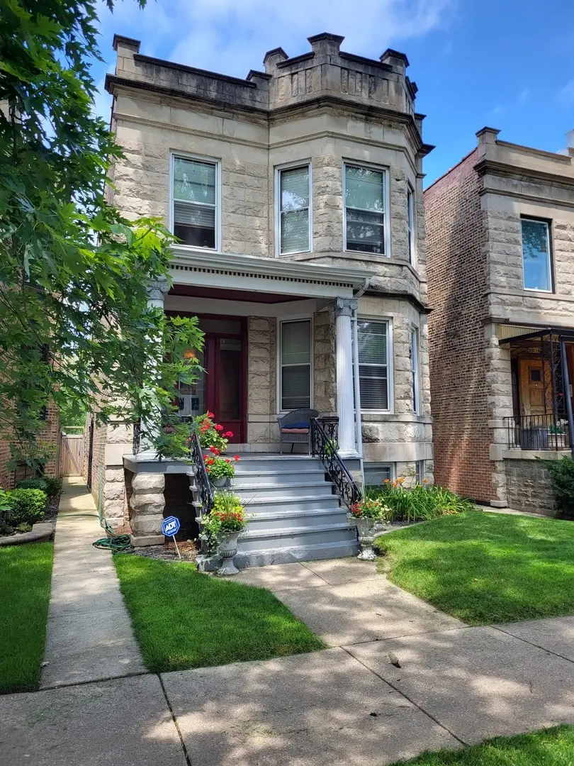 2020 W Waveland Avenue, Chicago, IL 60618 - #1