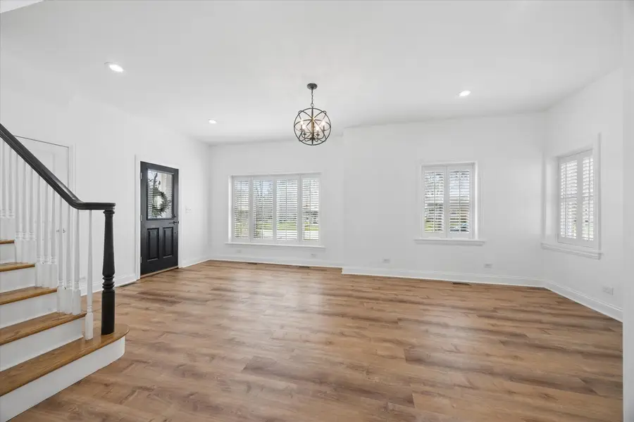 131 Indian Drive, Clarendon Hills, IL 60514 - #3